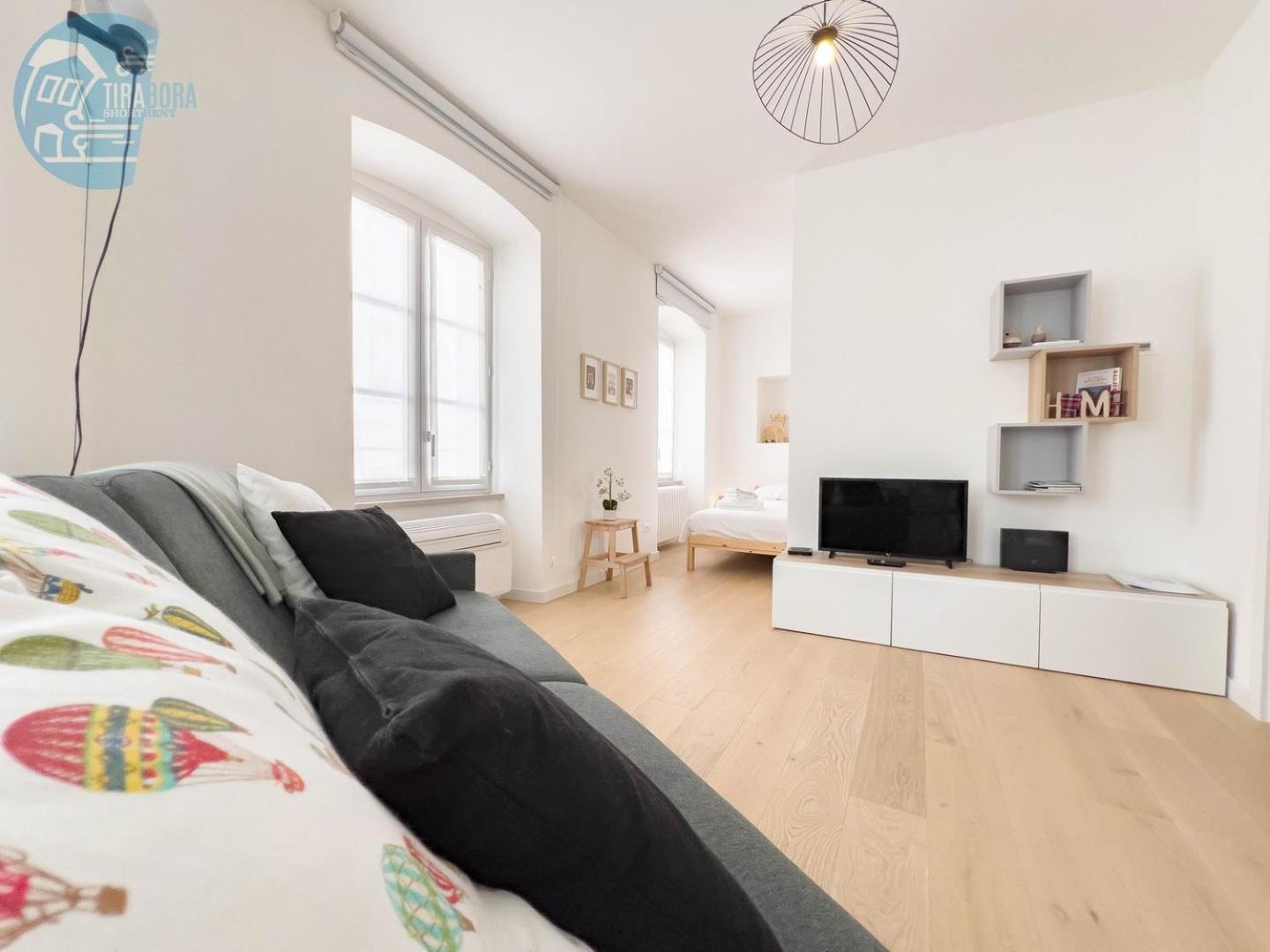 Corridoni 2B Tirabora Short Rent Apartment Триест Екстериор снимка