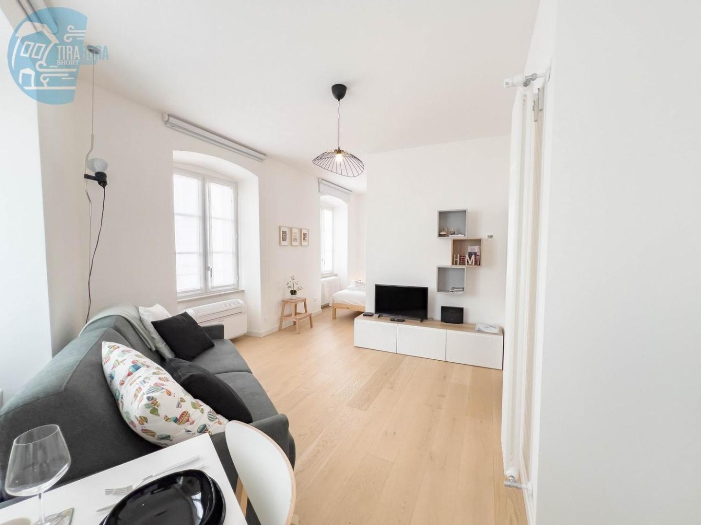 Corridoni 2B Tirabora Short Rent Apartment Триест Екстериор снимка